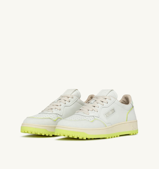 GOLF LOW IN PELLE COLORE BIANCO E GIALLO FLUO