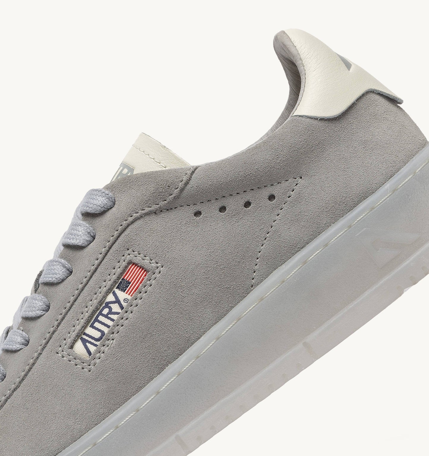 DALLAS LOW IN SUEDE MARSHMALLOW E IRIS