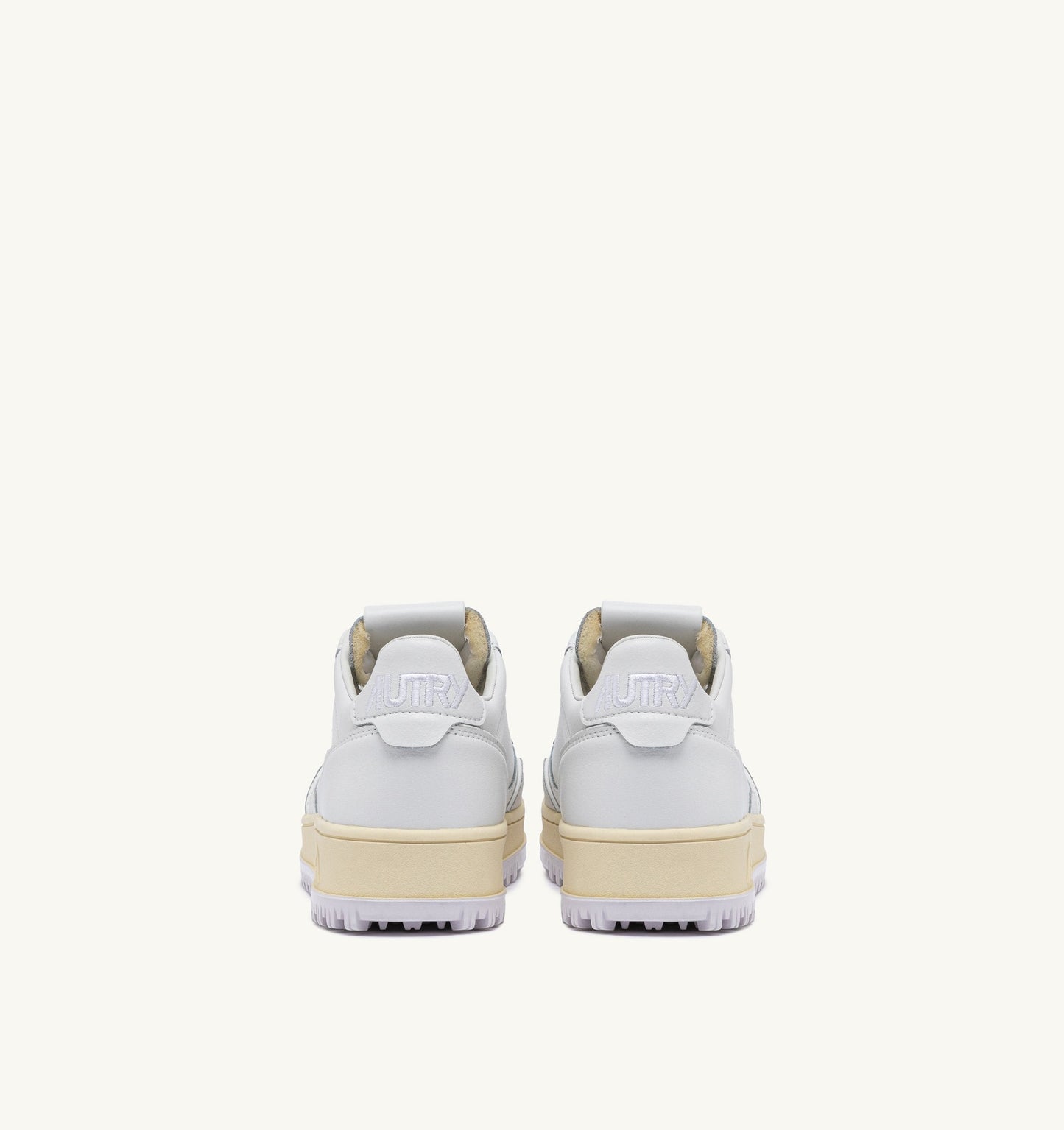 GOLF LOW IN PELLE COLORE BIANCO