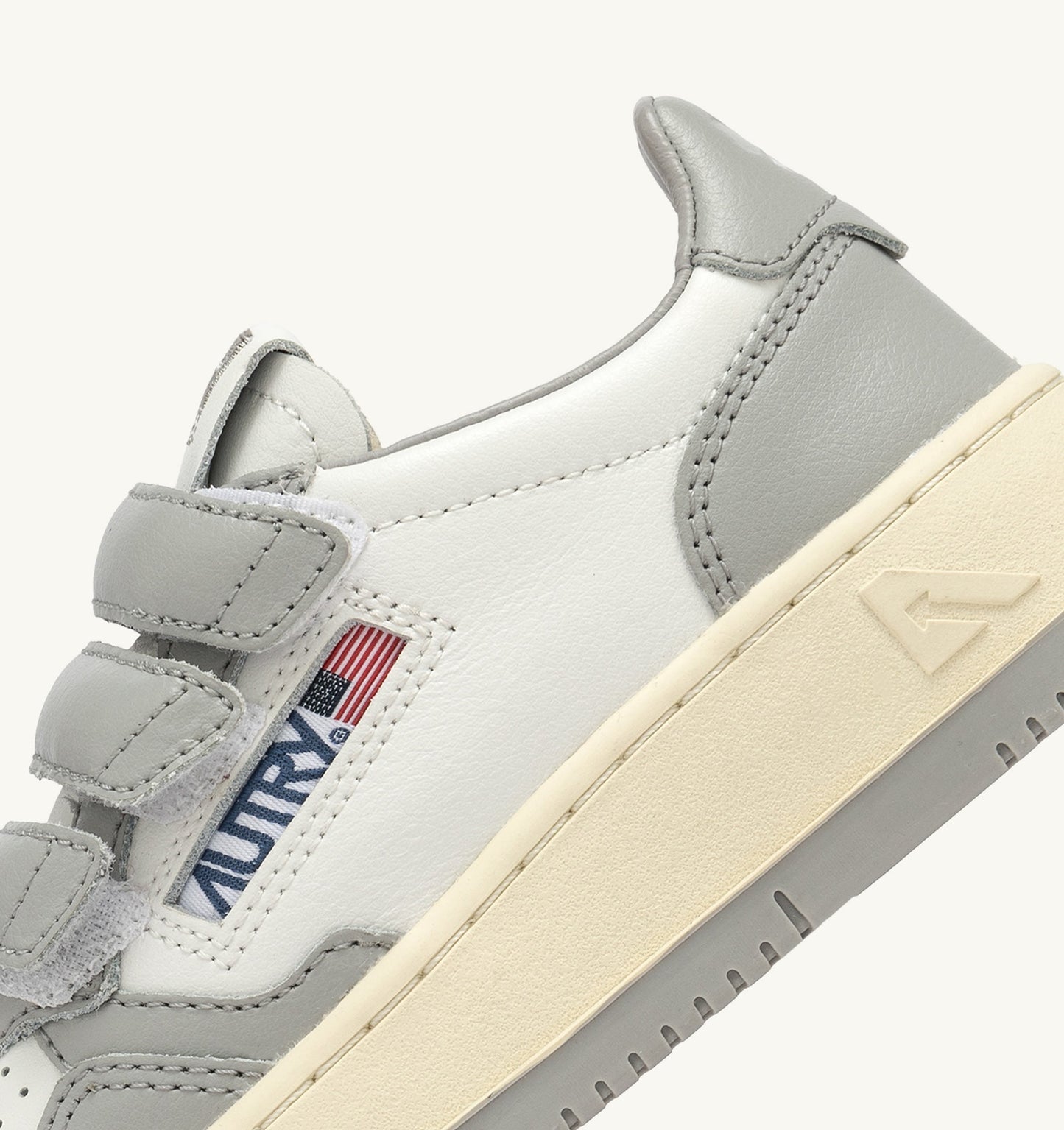 KIDSTRIPES LOW IN PELLE BIANCA E GRIGIO CHIARO