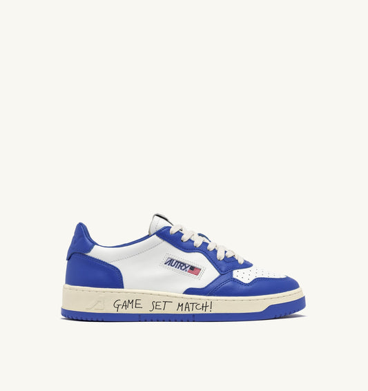 MEDALIST LOW IN PELLE COLORE BIANCO E PALACE BLUE CON LETTERING