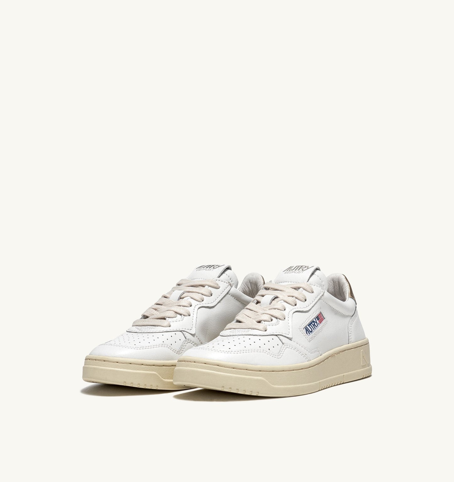 MEDALIST LOW IN PELLE BIANCA E METALLIZZATA ORO