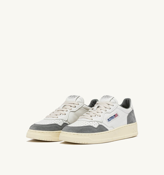 MEDALIST LOW IN PELLE E SUEDE BIANCA E GRIGIA