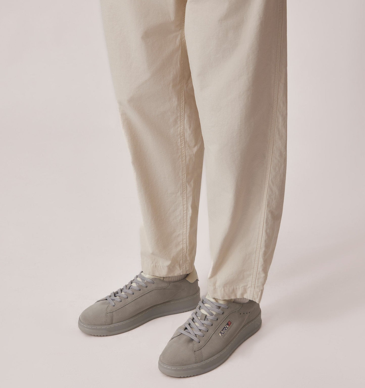 DALLAS LOW IN SUEDE MARSHMALLOW E IRIS