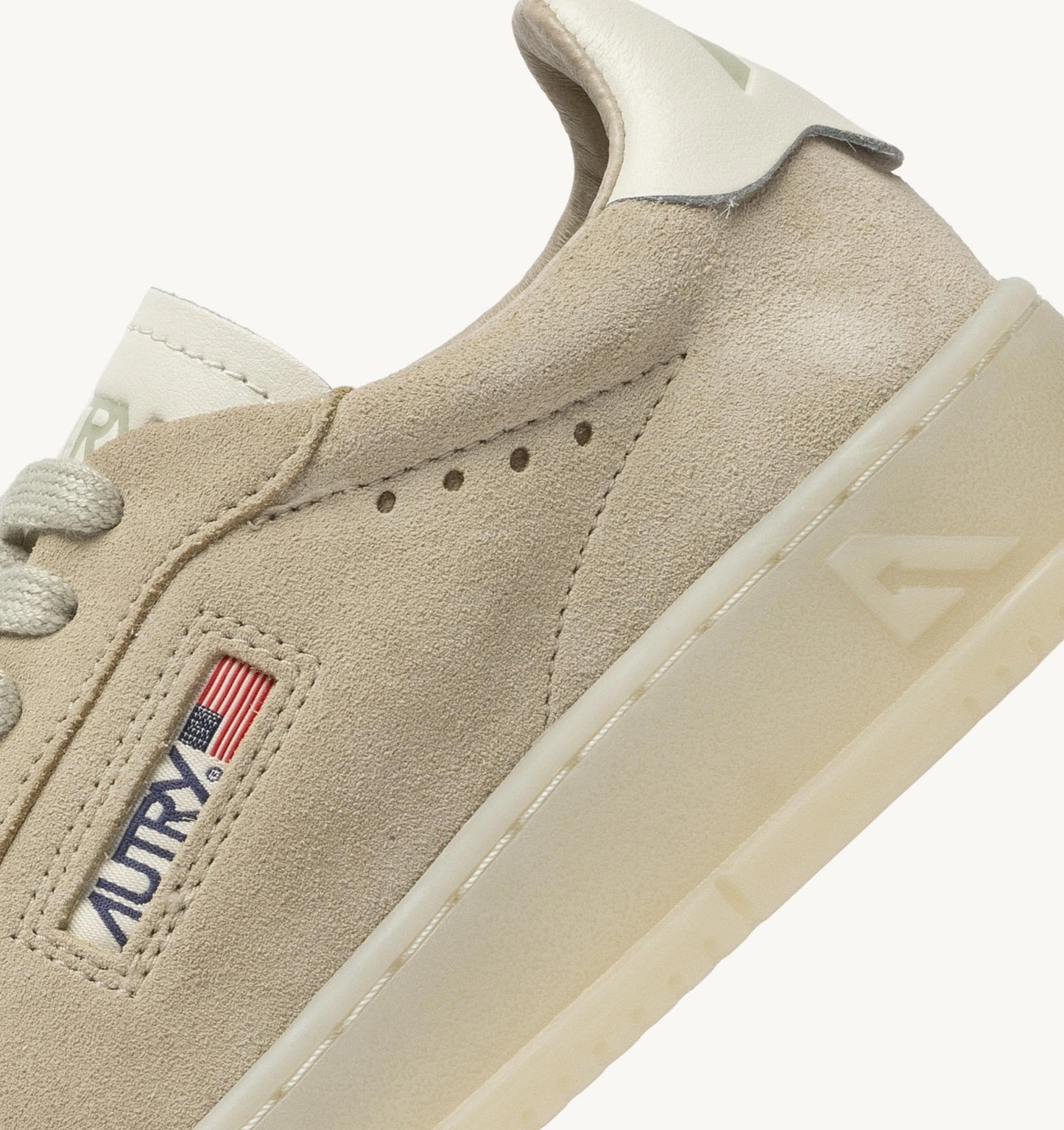 DALLAS LOW IN SUEDE MARSHMALLOW E PAPYRUS