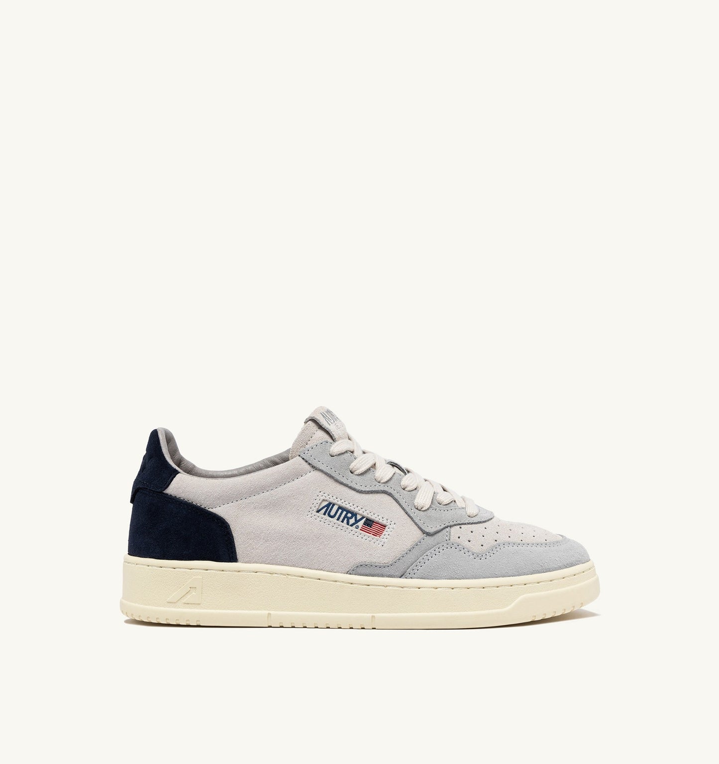 MEDALIST LOW IN SUEDE LOFT GRAY E SPACE BLUE