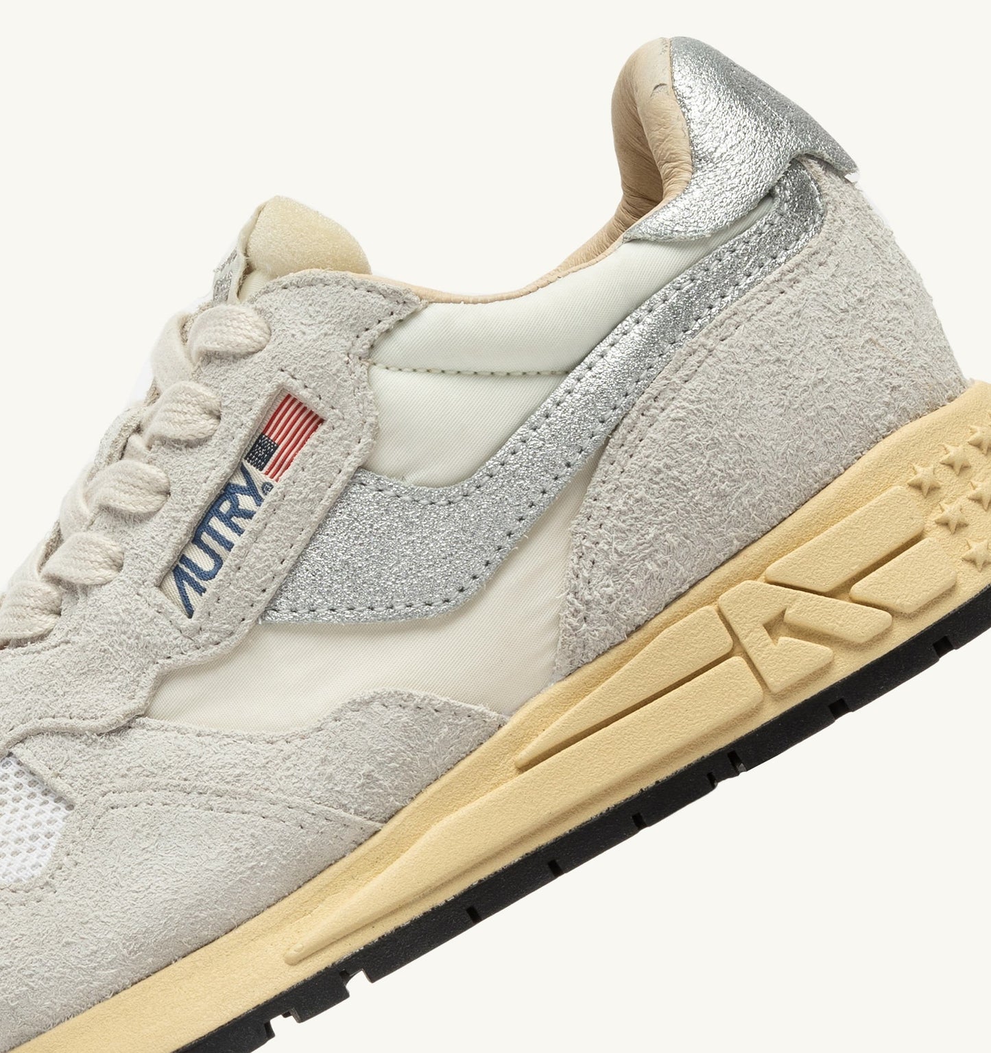 REELWIND LOW IN NYLON E SUEDE COLORE BIANCO E SILVER