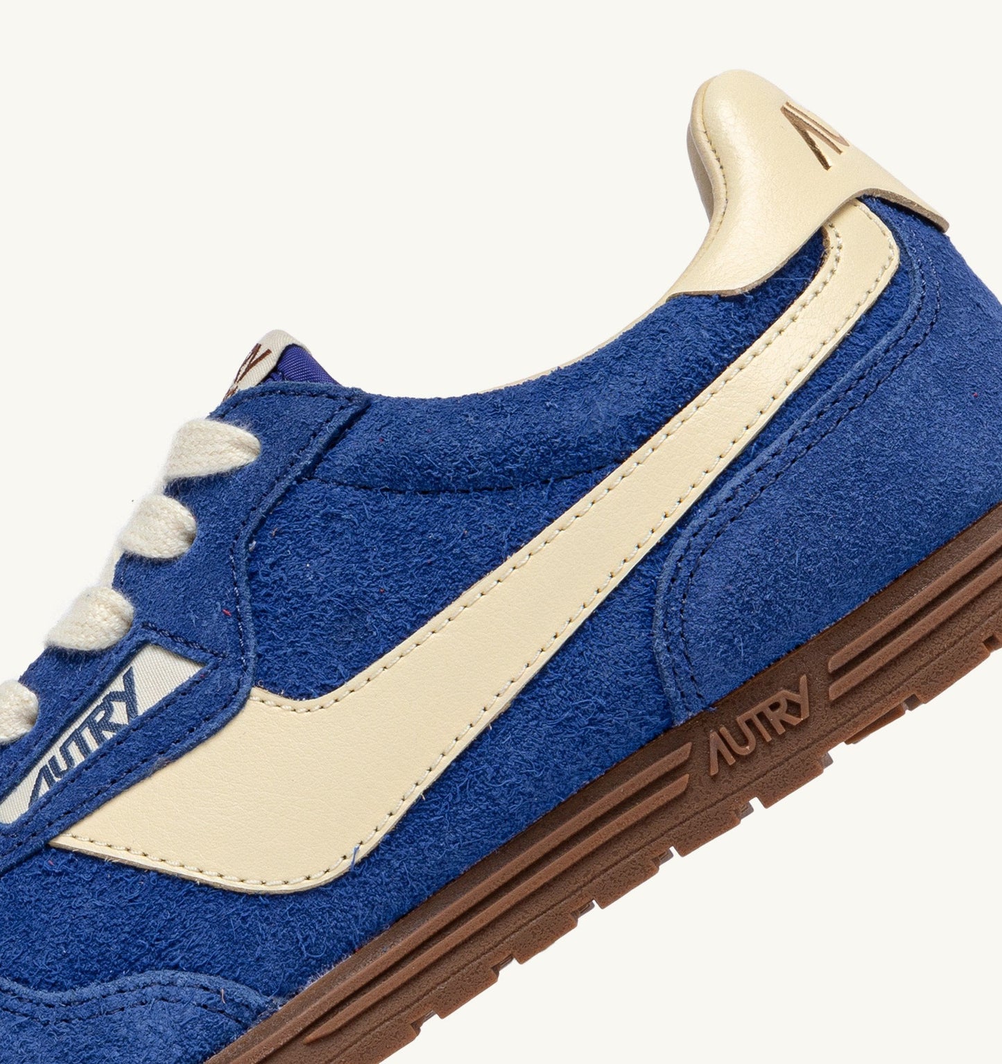 WINDSPIN IN SUEDE E PELLE BIC E RUTABAGA