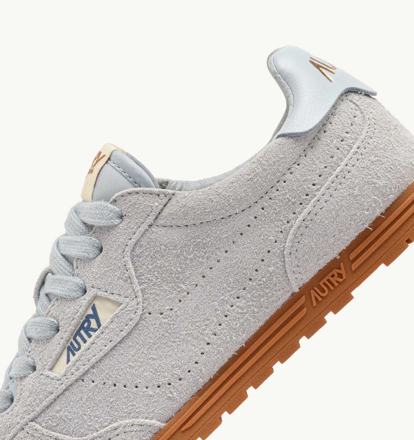 WINDSPIN IN SUEDE ICE